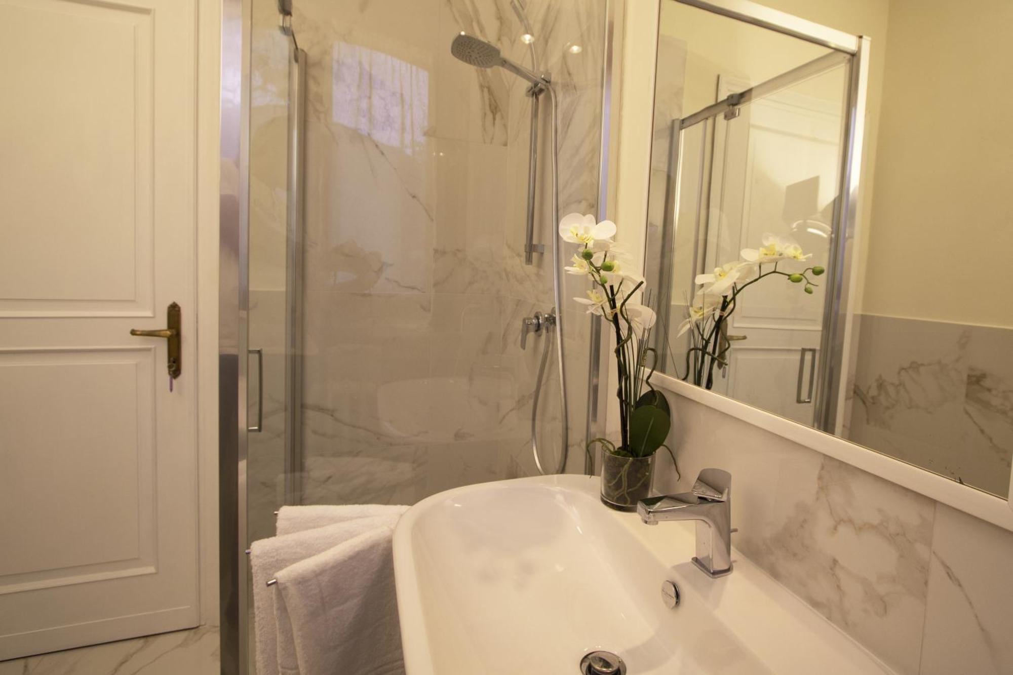 לה ספציה Villamara Luxury Rooms מראה חיצוני תמונה